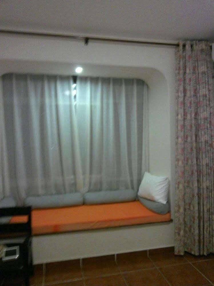 Lingshui Shenzhou Holiday Hotel Buitenkant foto